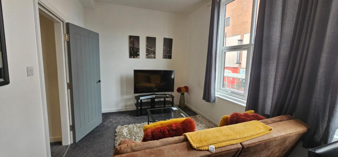 City Blessed Aptm 5 With Free Parking South Shields Exterior foto
